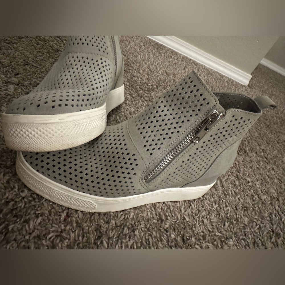Steve Madden wedge shoes